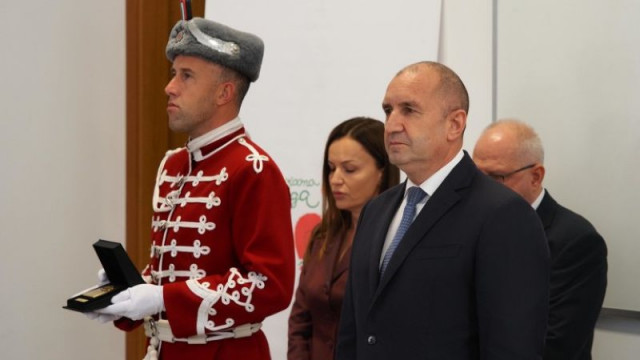 Радев пита: Защо при бюджет от 10 млрд. за здраве децата разчитат на благотворителност?